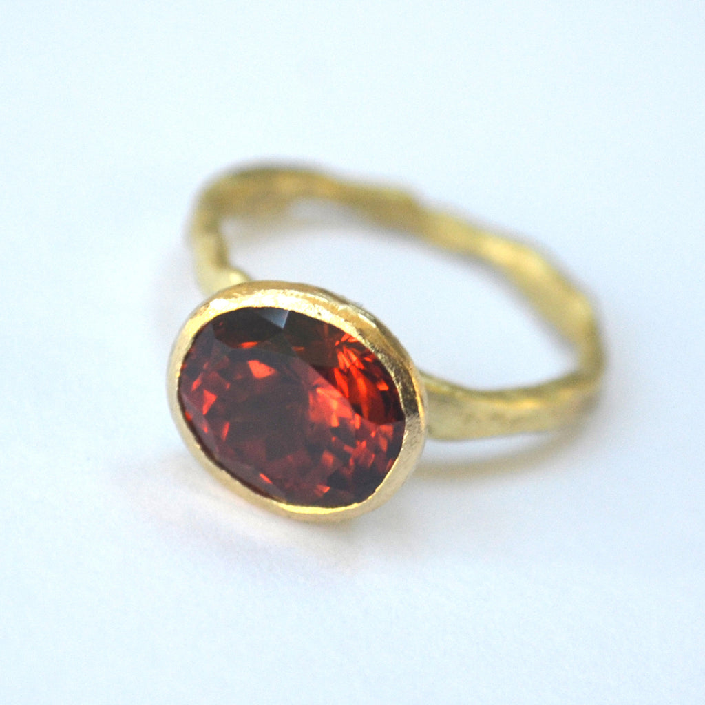 Garnet gold ring by Disa Allsopp