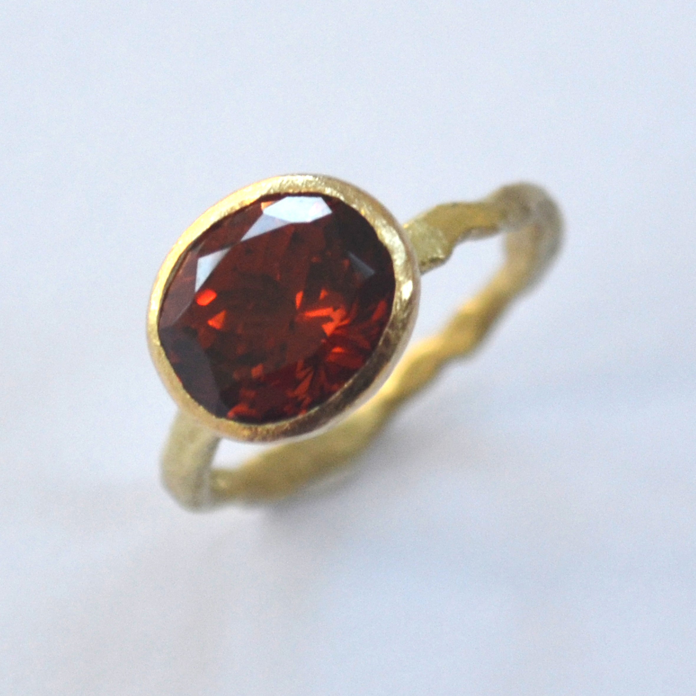 Garnet gold ring by Disa Allsopp