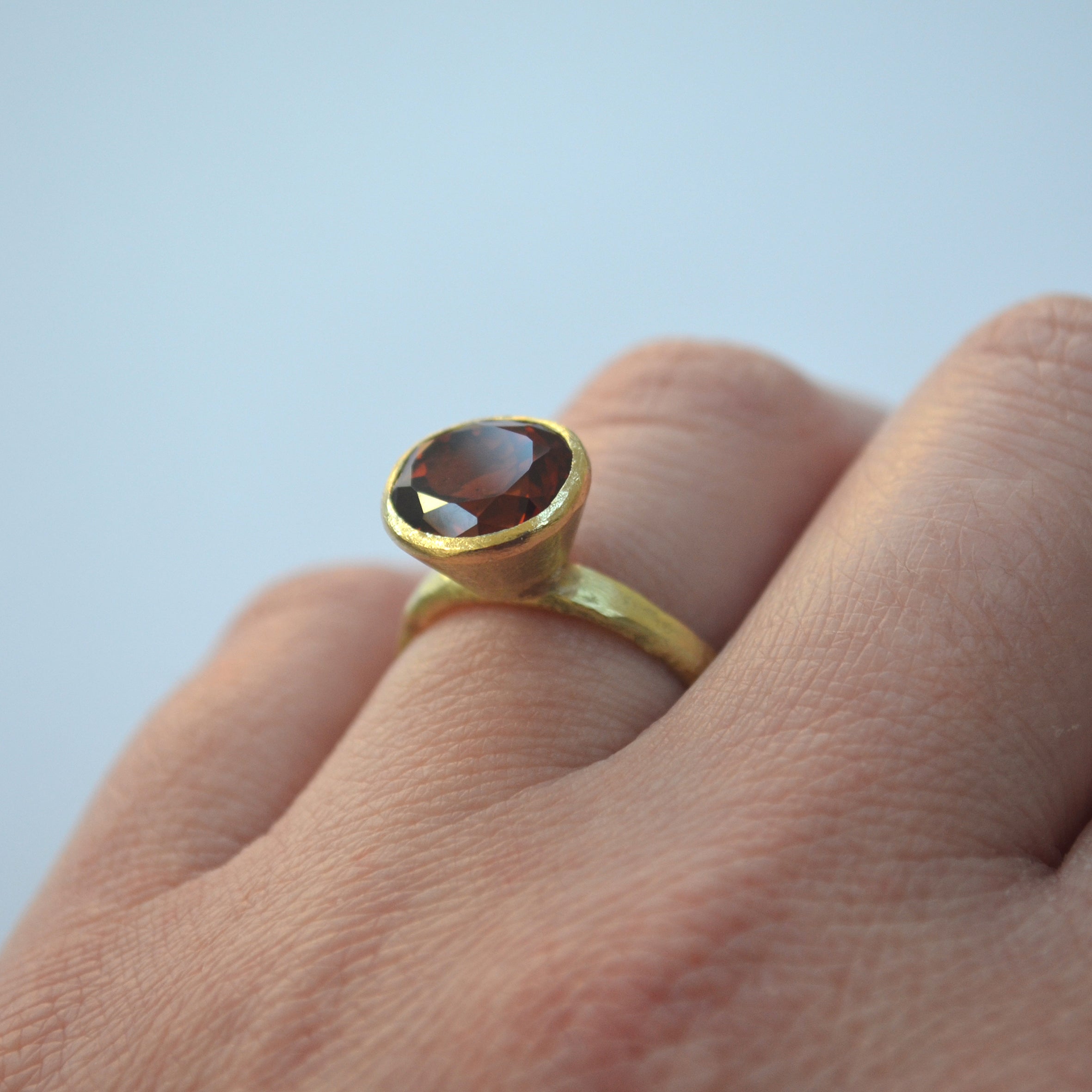 Garnet gold ring by Disa Allsopp