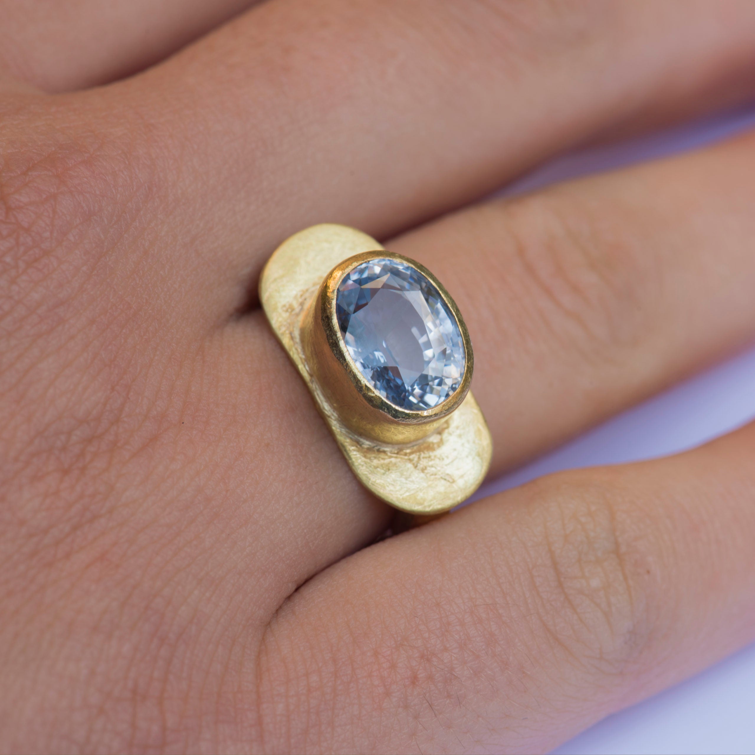 Surfing blue sapphire ring by Disa Allsopp