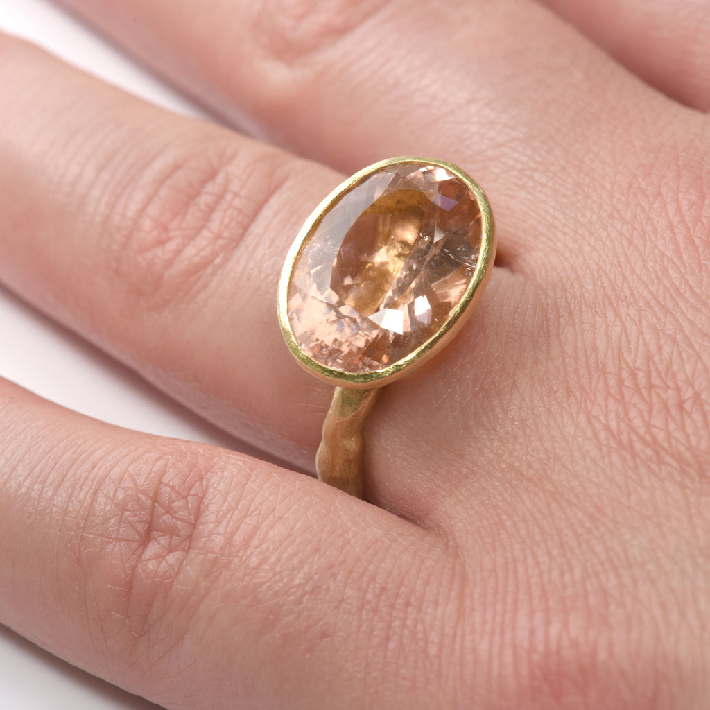 Rose Morganite 18k Gold Ring by Disa Allsopp