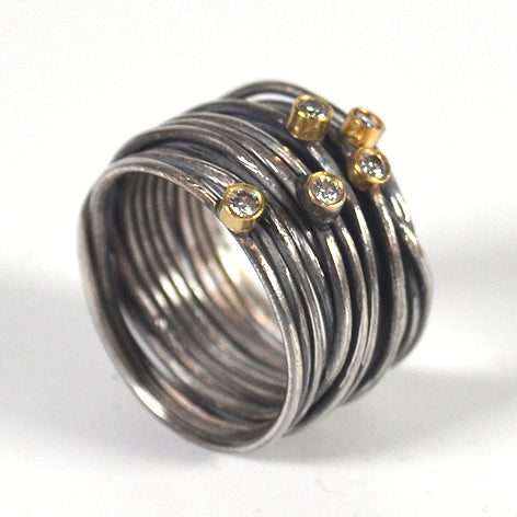 Five Diamond Oxidised Spaghetti Ring