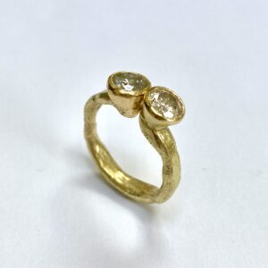 Disa Allsopp 18K Gold, 6 Diamond Spaghetti Ring